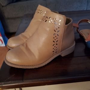 6 pair of girls shoes, size 12